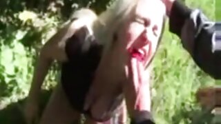 Asian Girl vzame v usta z veseljem