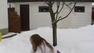 Blondinkine oči zdrsnejo