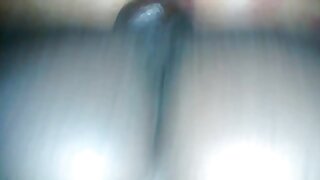 Rdeča s kratkimi lasmi