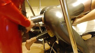 Medrasna pornografija z predrzno Skylo Noveo in tetoviranim črnim spolnim mutantom