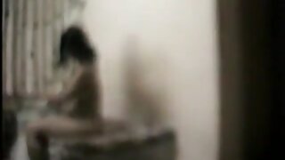 Rdečelaska dobi velik kurac