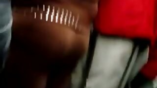 Raztovarjanje deklice