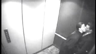 Zapeljuje mlade zrele