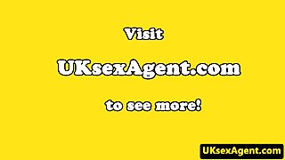 Revež je najprej natisnil poanto žene, nato pa se je pridružila še tašča