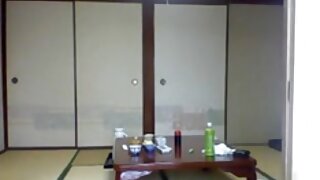 Odlagajo ženski v usta