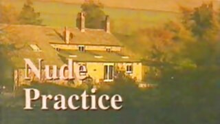 Ženska je sedela na velikem tiču