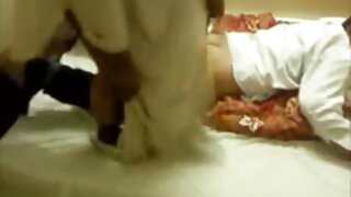 Teen Girl jebe na mizi