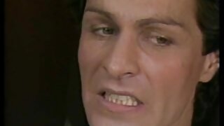 Dekle jebe Latino iz Slinky Pussy